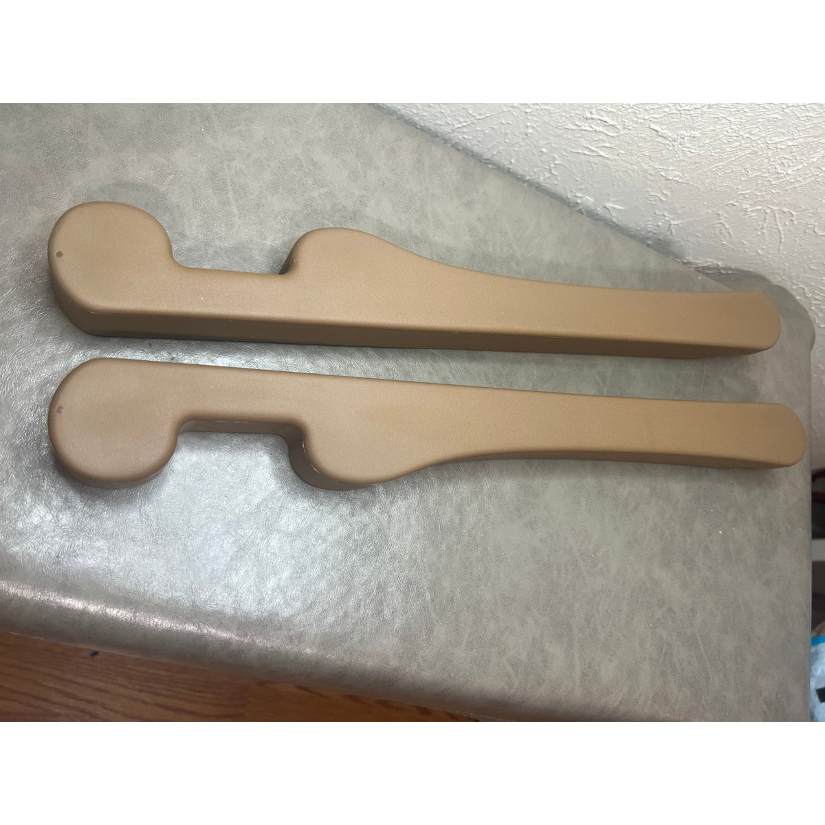 Givifive Car Seat Gap Filler Organizer 2Pack Soft Foam 3IN1 Multifunctiona-MOCHA