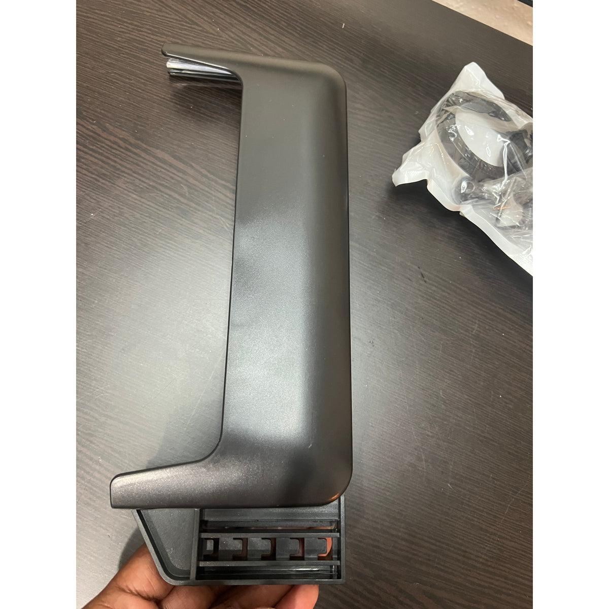 Car Phone Holder For Mercedes-Benz GLC 2016-2019, C-Class 15-18, 7" Screen