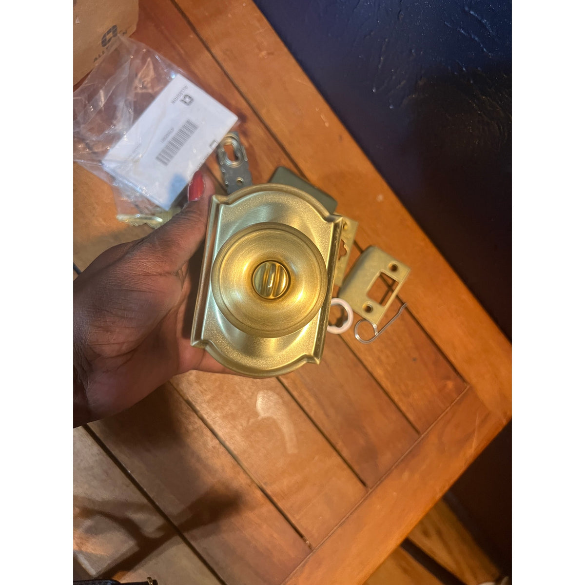 SCHLAGE F51A GEO 608 CAM Georgian Knob With Camelot Trim Keyed Entry Lock, Satin