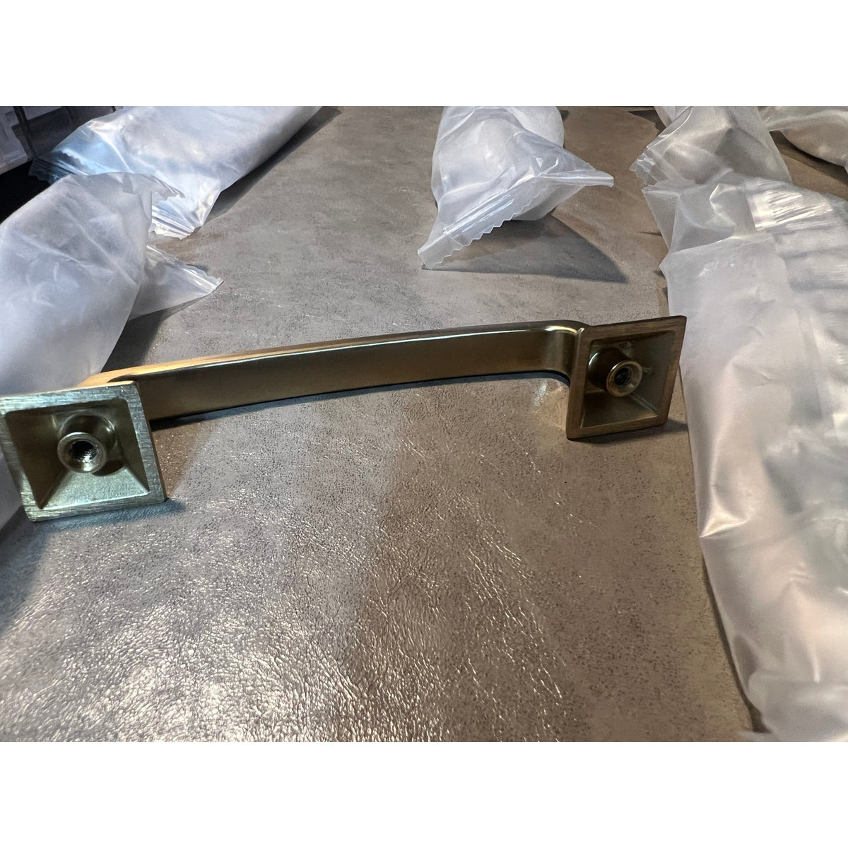 Amerdeco 10 Pack Champagne Bronze Cabinet Pulls 3.75 Inch Hole Center Cabinet