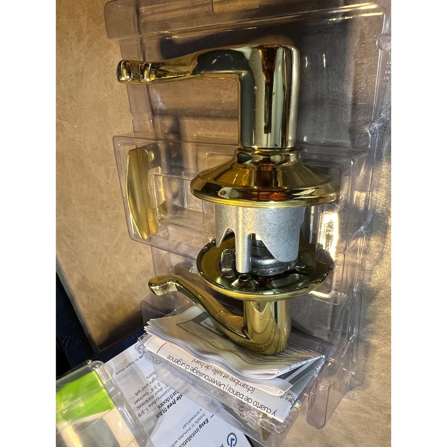 Schlage F10 V FLA 605 Flair Door Lever, Hall & Closet Passage Lock, Bright Brass