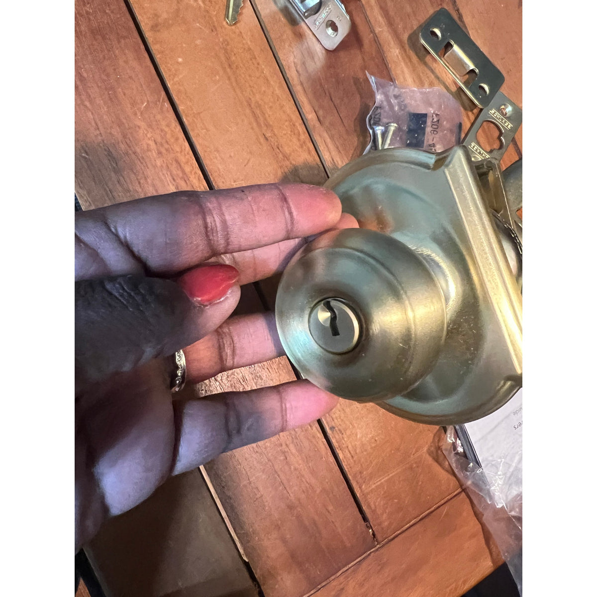 SCHLAGE F51A GEO 608 CAM Georgian Knob With Camelot Trim Keyed Entry Lock, Satin