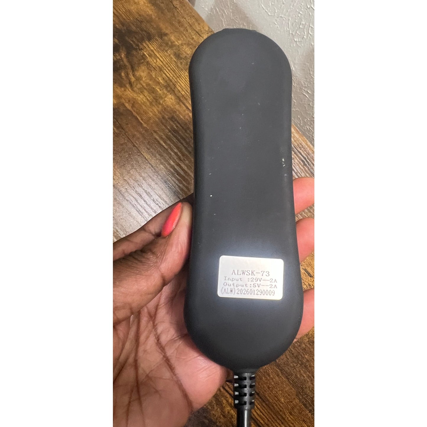 Dusledel HSW304 Hand Controller 4 Button Dual 5 Pin Compatible With Ashley 1090012 Recliner, Replace HSW208JC HC110-2M-1U02 Lift Chair Power Recliner Hand Control W/USB Charging And Backlight.