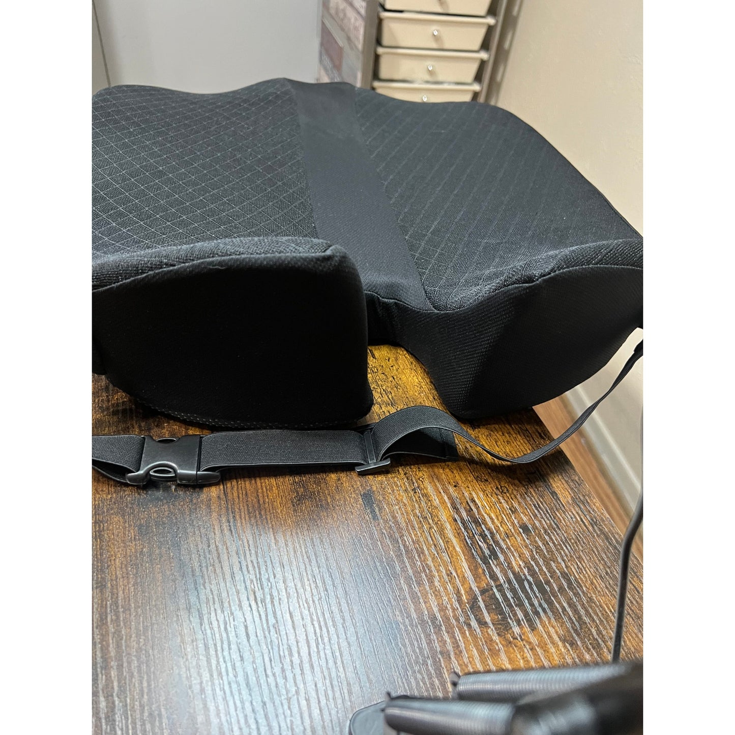Anzhixiu Elevated Car Seat Cushion For Improved View- Black