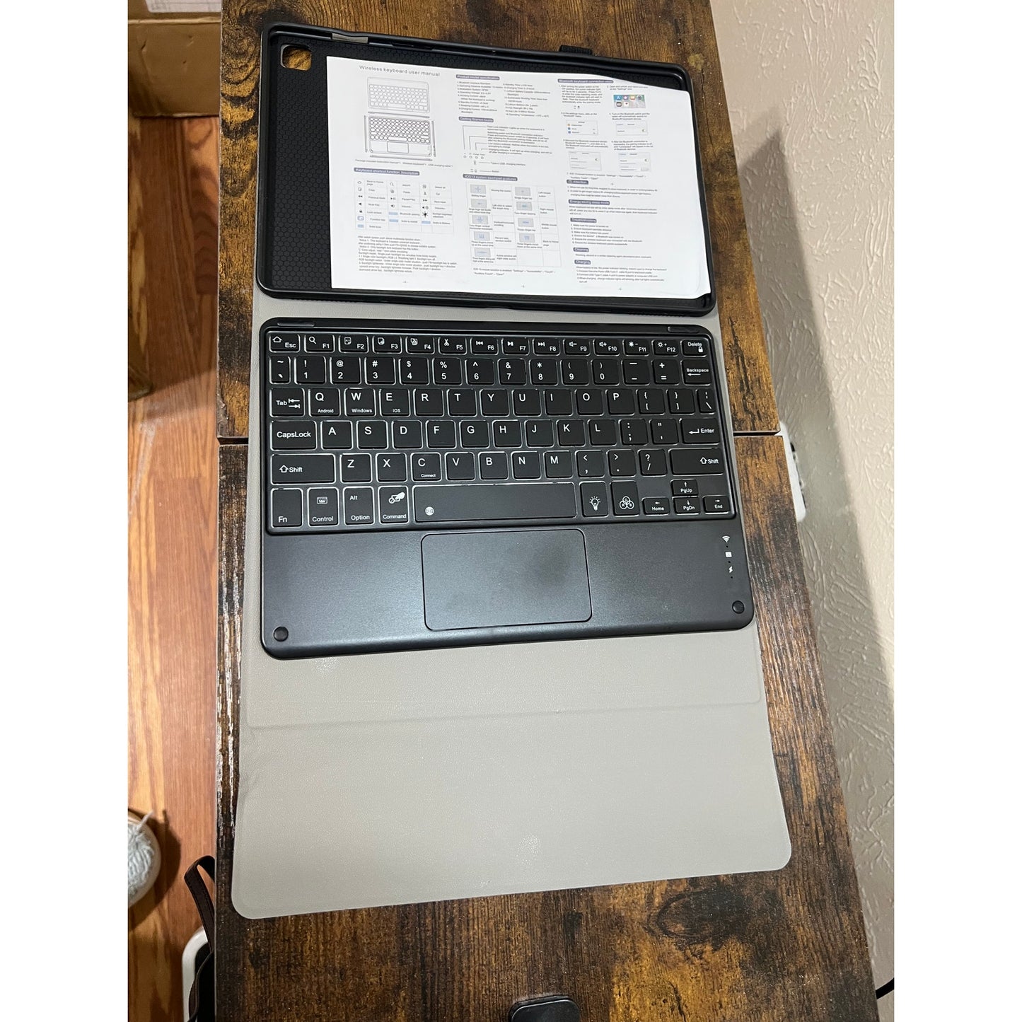 TouchPad Keyboard Case for Galaxy Tab S5e 2019 SM, Black-(Keyboard not working)