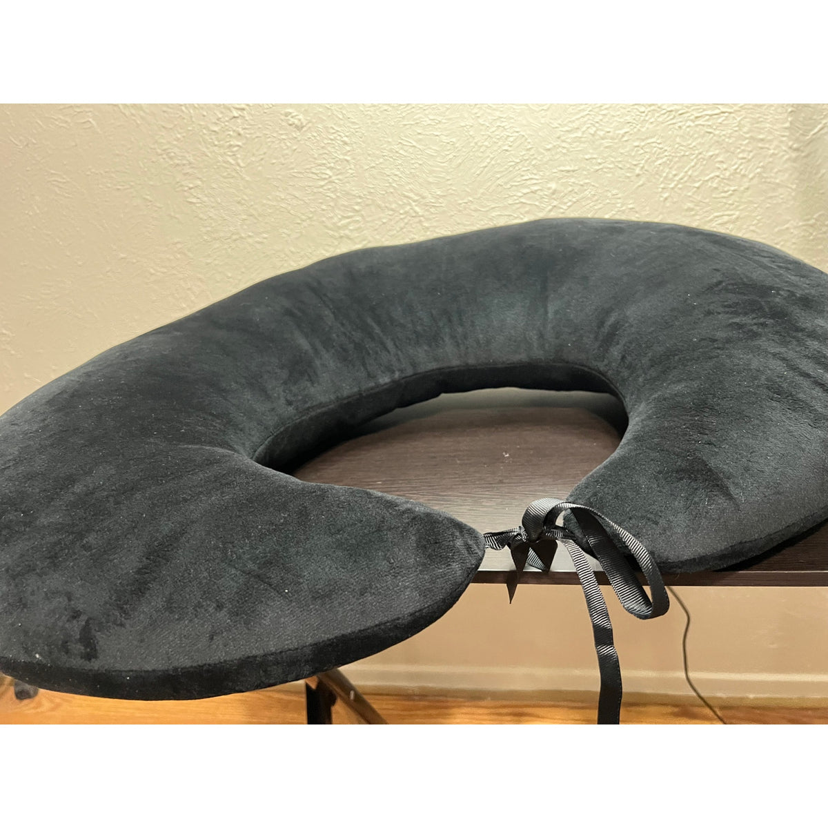 BBL Pillow After Surgery for Butt Sleeping Sitting Driving Donut Hemorrho(Black)
