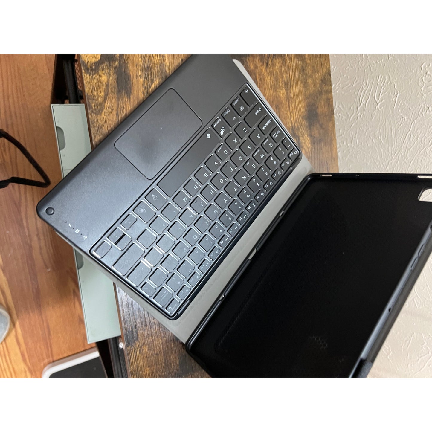 TouchPad Keyboard Case for Galaxy Tab S5e 2019 SM, Black-(Keyboard not working)