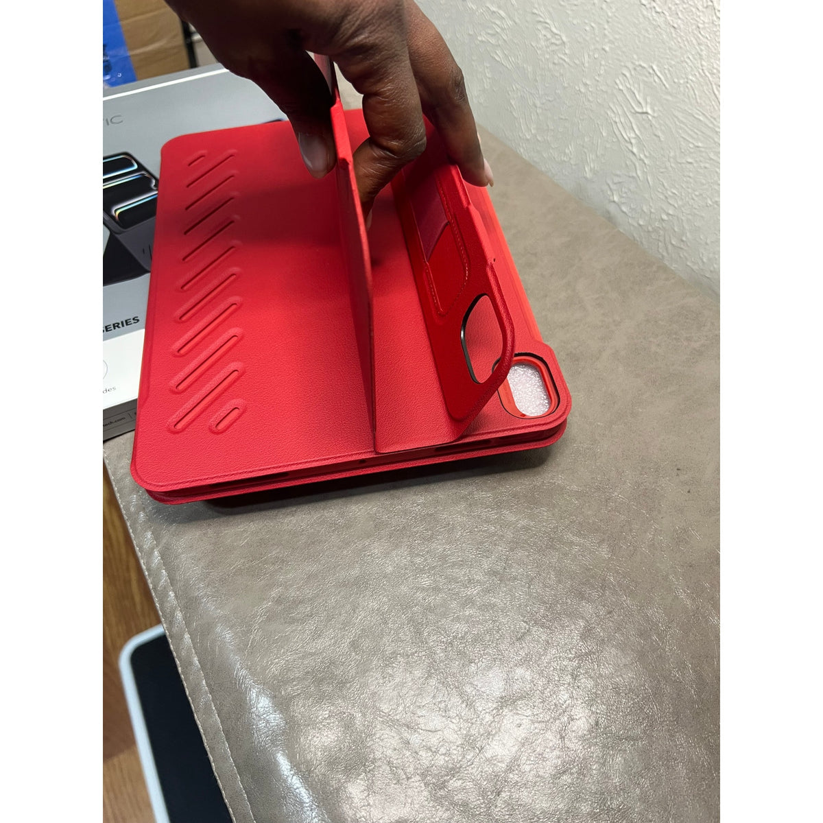 ESR For IPad Air 11 Inch Case M3/M2 (2025/2024), IPad Air 5th/4th Gen Case-Red