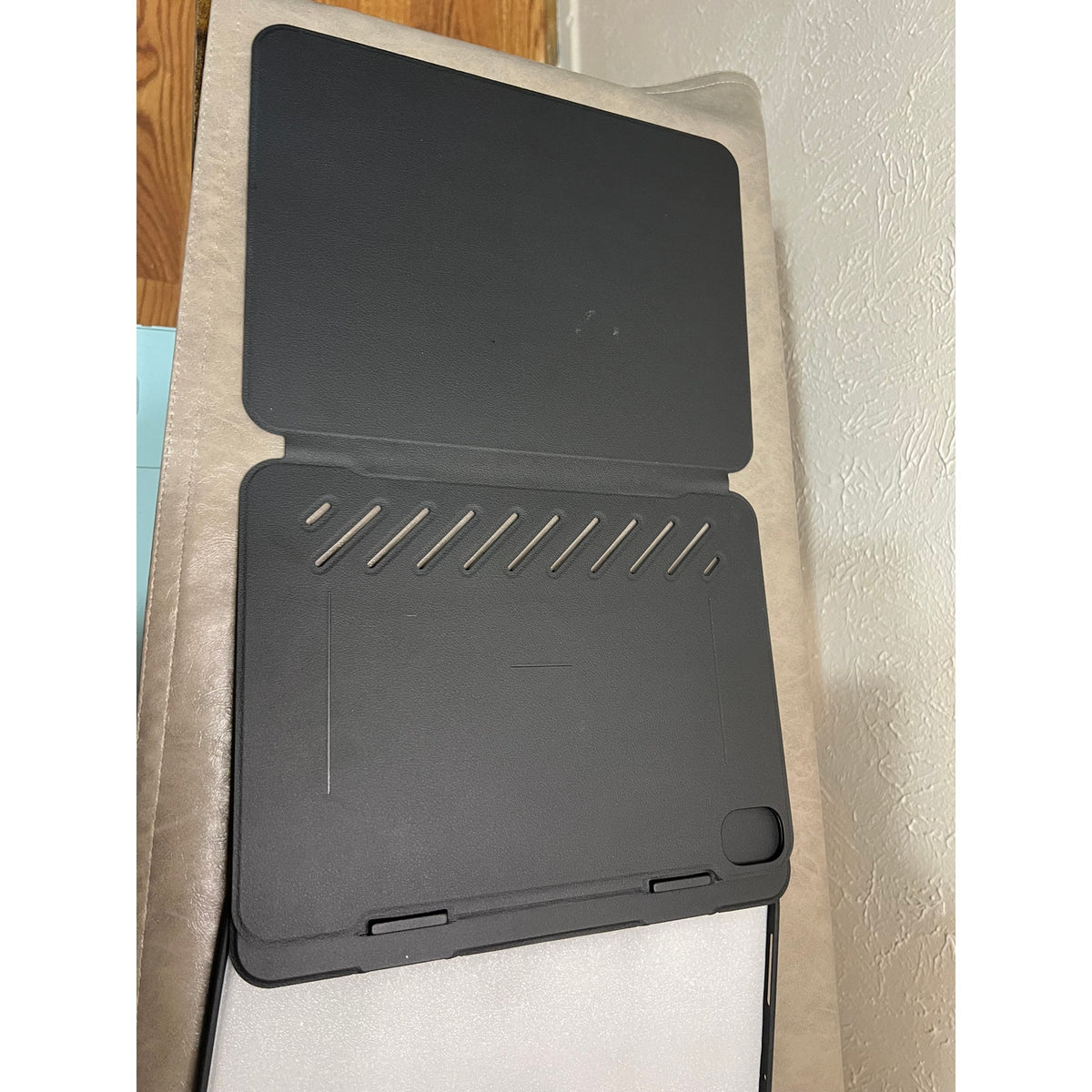 ESR For IPad Air 11 Inch Case M3/M2 (2025/2024), IPad Air 5th/4th Gen Case,Black