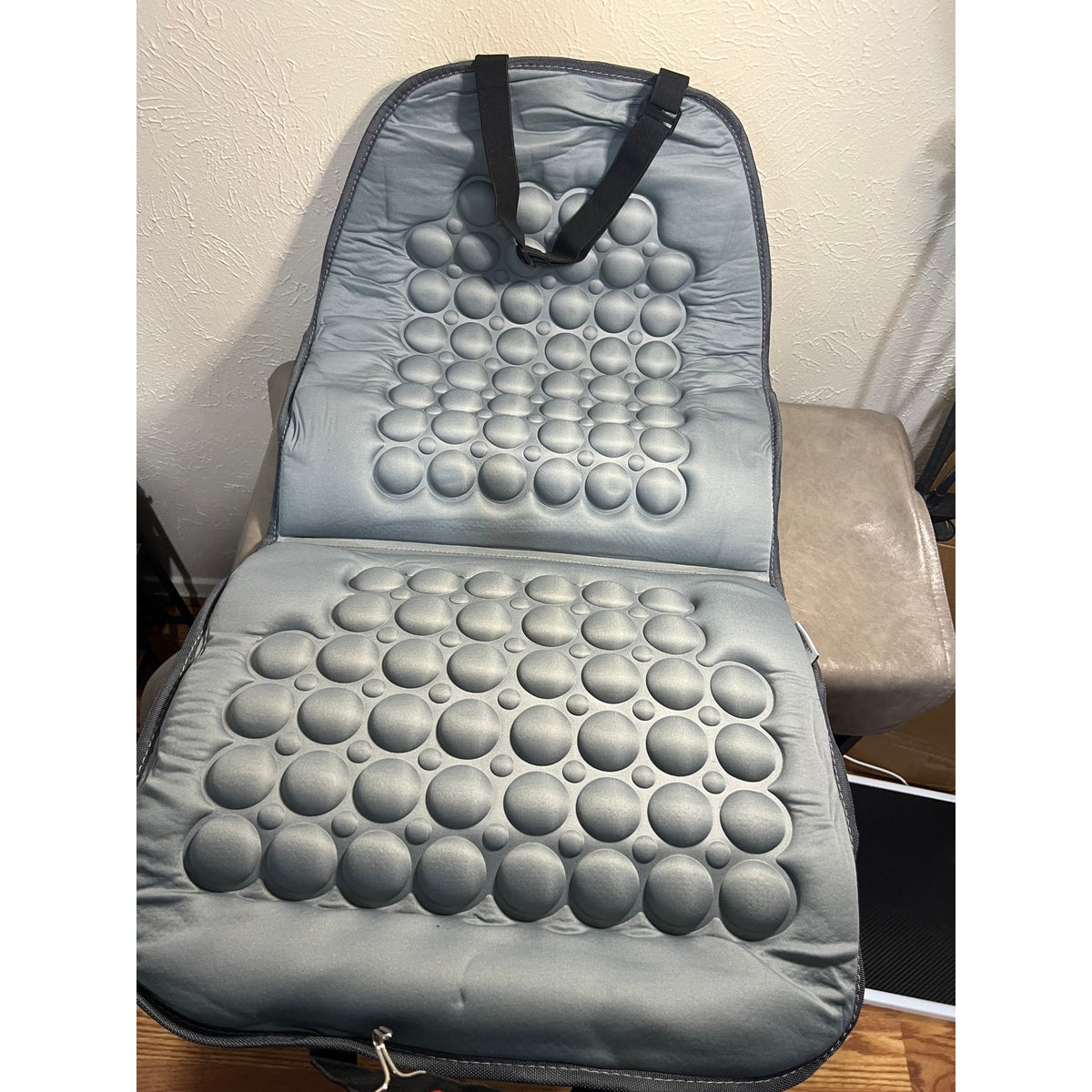 FREMONT AUTO Car Seat Cover Breathable Seat Protector- Made With Premium Polyester Fiber And Massage Magnet Bubble Cushion -Adjustable For Cars Truck SUV Vans, Airbag Compatible (Gray 1PC).