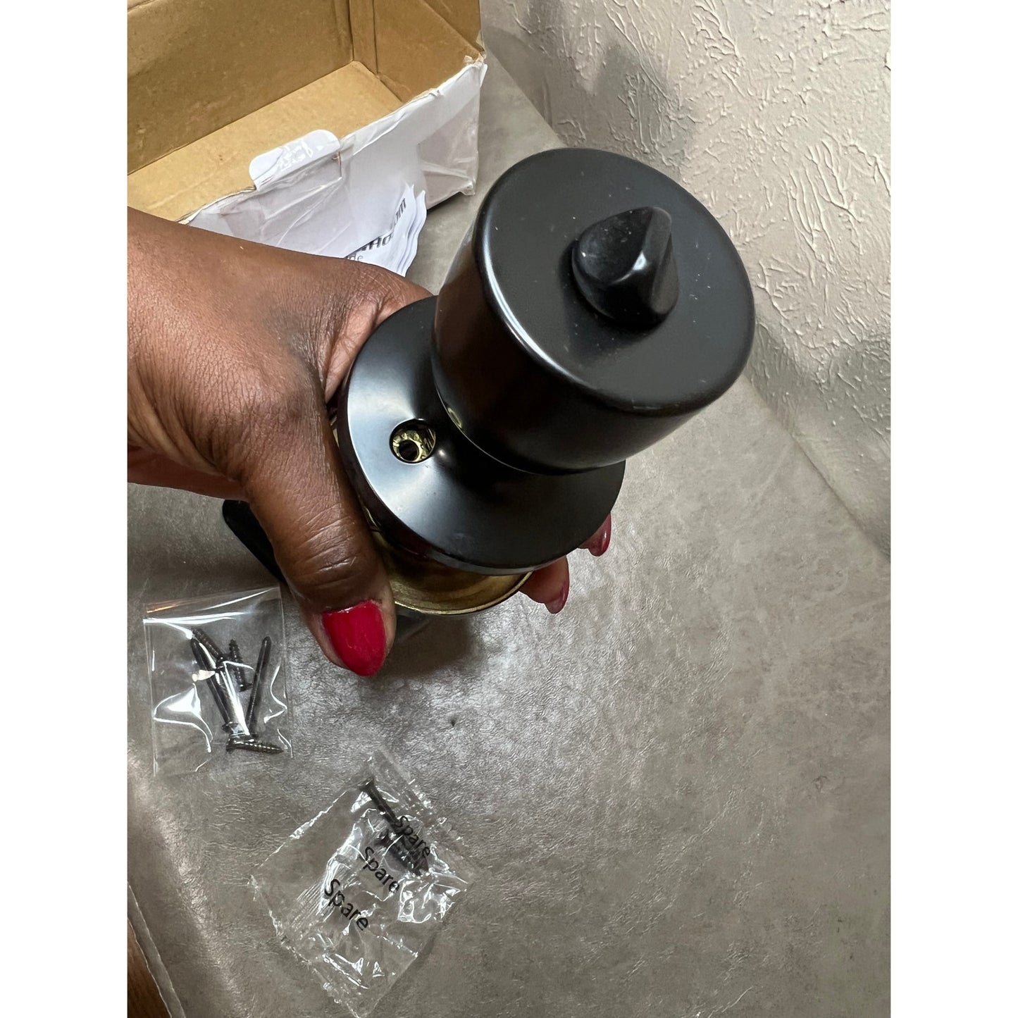 HOSOM Privacy Door Knob With Lock, Matte Black Door Knob Set Door Handles-Black
