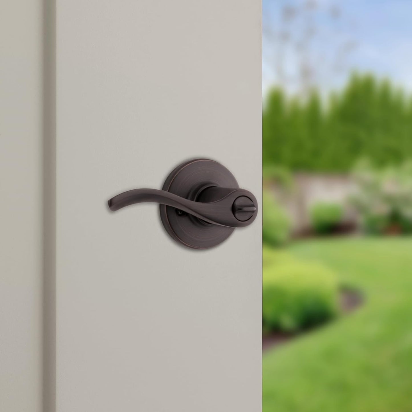 Kwikset Balboa Entry Door Handle With Lock And Key, Secure Keyed-Brown