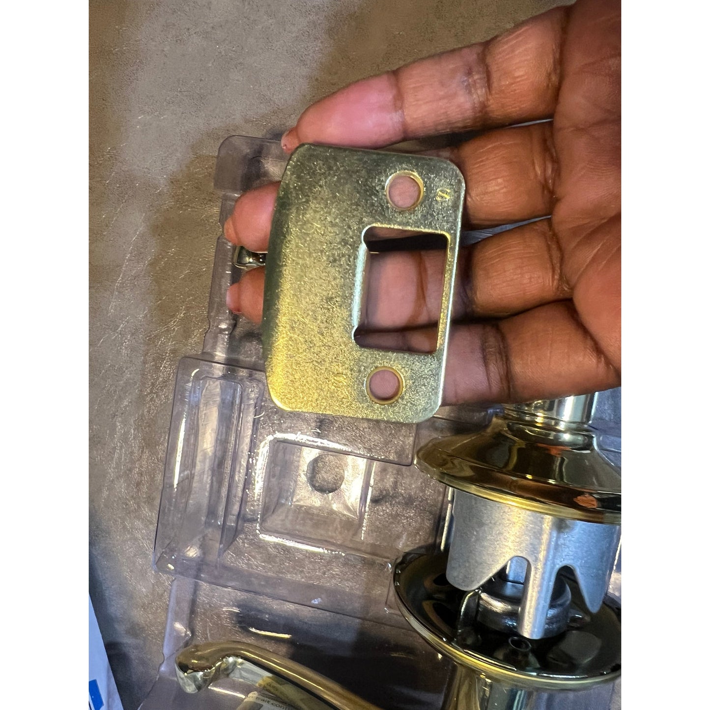 Schlage F10 V FLA 605 Flair Door Lever, Hall & Closet Passage Lock, Bright Brass