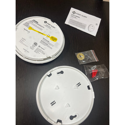 First Alert 10-Year Battery Smoke Alarm Slim Profile SM210