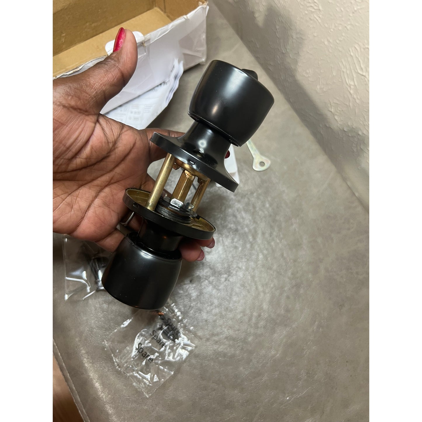 HOSOM Privacy Door Knob With Lock, Matte Black Door Knob Set Door Handles-Black