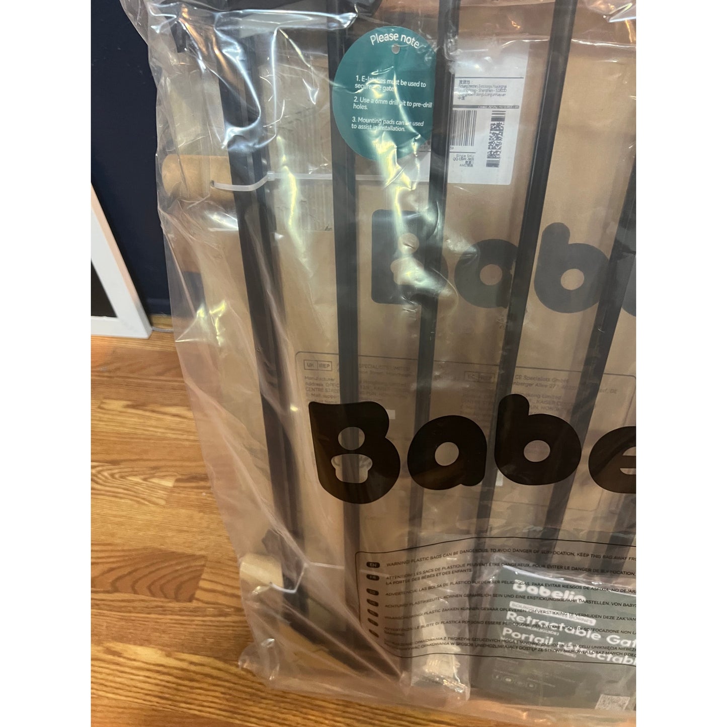Babelio Baby Gate for Stairs, Kitchen & Doorways, No Bottom Bar| One-Handed