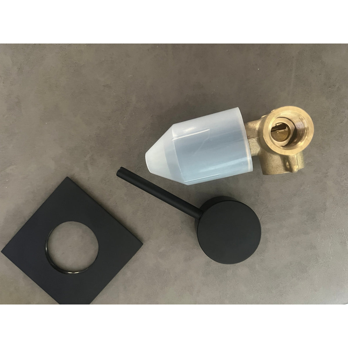 Brass rough-in valve,Solid brass body US Standard NPT 1/2" Thread: